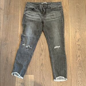 Free People Raw Hem Skinny Jeans – Size 28